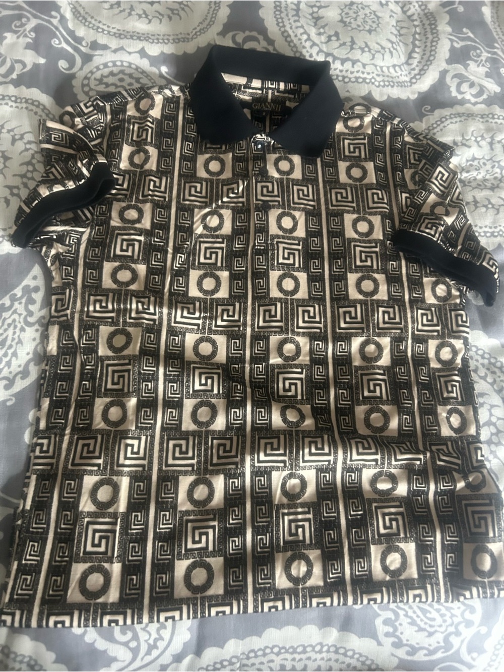 Giannii monogram  Polo Shirt - beige/Black
New (WOT )
